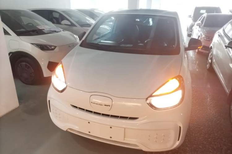 Used Roewe Clever 2022 311km QiQi BoBo Edition Front