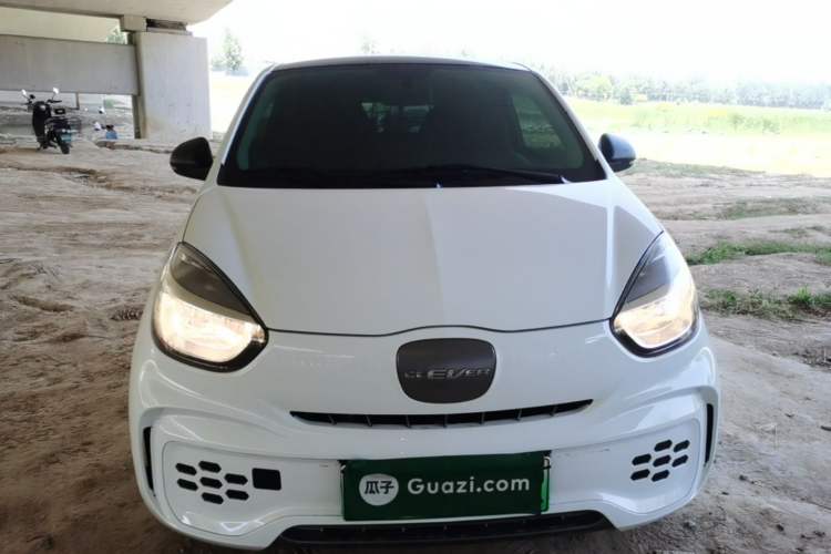 Used Roewe Clever 2022 311km QiQi BoBo Edition Front