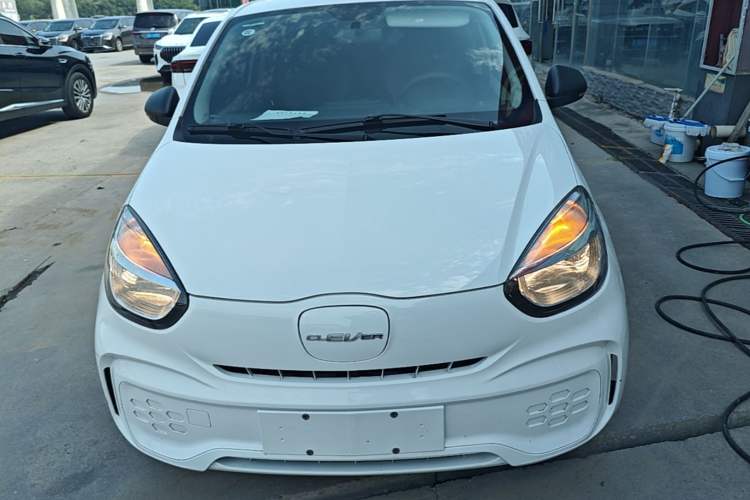 Used Roewe Clever 2022 311km QiQi BoBo Edition Front