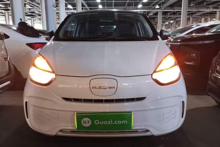 Used Roewe Clever 2022 311km QiQi BoBo Edition Front