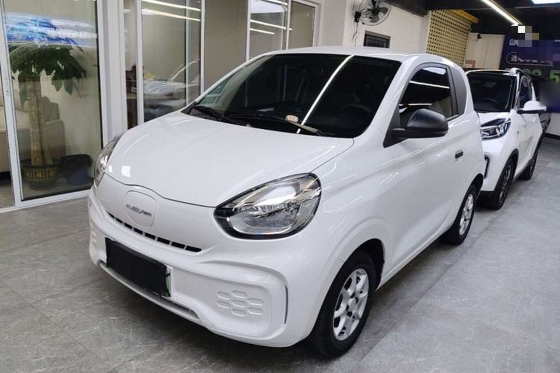 Used Roewe Clever 2022 311km QiQi BoBo Edition Front Left 45 Deg