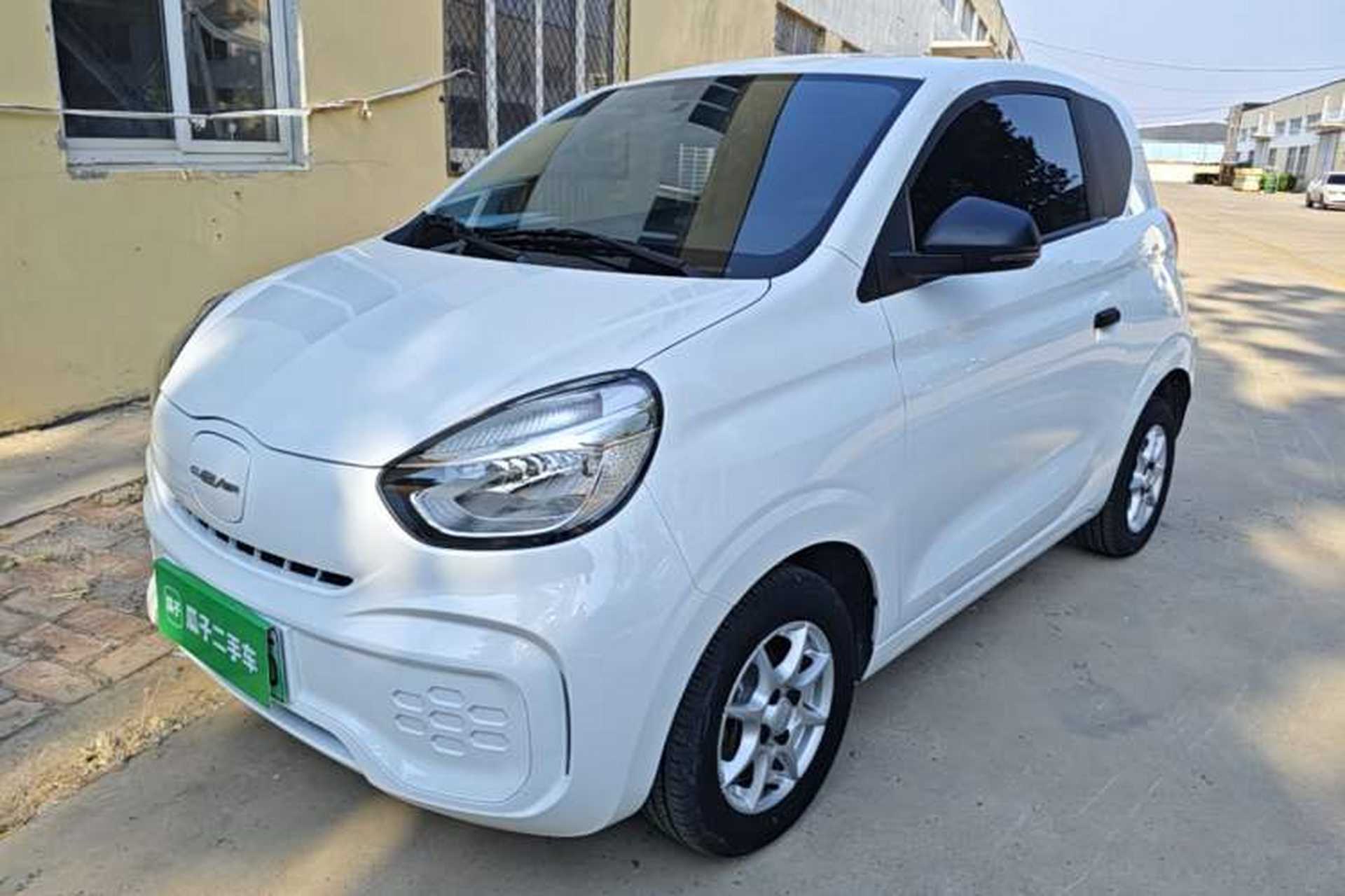 Used Roewe Clever 2022 311km QiQi BoBo Edition Front Left 45 Deg