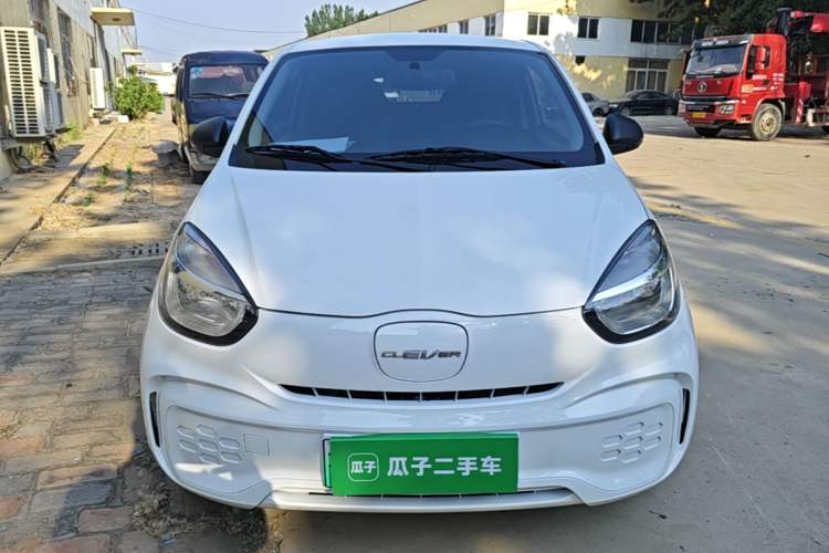 Used Roewe Clever 2022 311km QiQi BoBo Edition Front