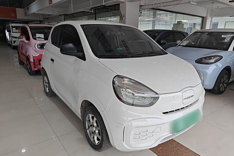 Used Roewe Clever 2022 311km QiQi BoBo Edition Front Right 45 Deg