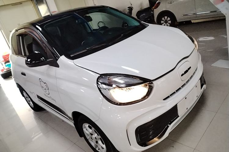 Used Roewe Clever 2022 311km QiQi BoBo Edition Front Right 45 Deg