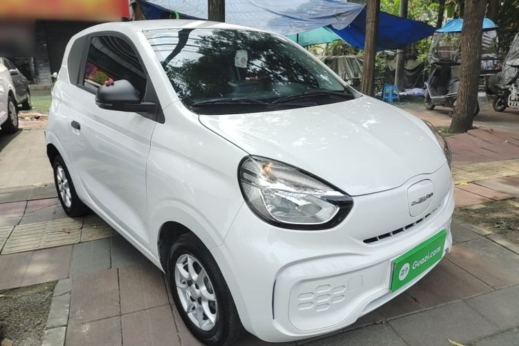 Used Roewe Clever 2022 311km QiQi BoBo Edition Front Right 45 Deg