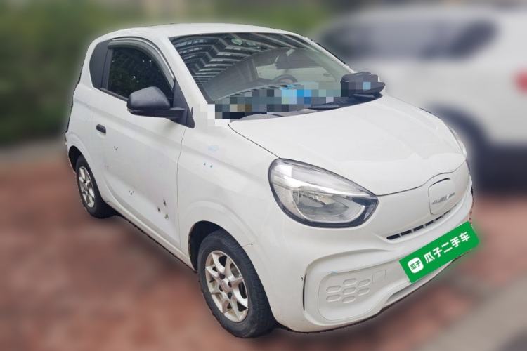 Used Roewe Clever 2022 311km QiQi BoBo Edition Front Right 45 Deg