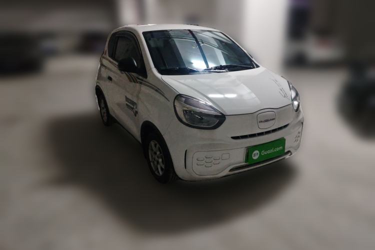 Used Roewe Clever 2022 311km QiQi BoBo Edition Front Right 45 Deg