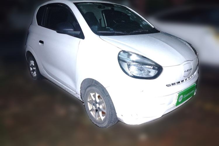 Used Roewe Clever 2022 311km QiQi BoBo Edition Front Right 45 Deg