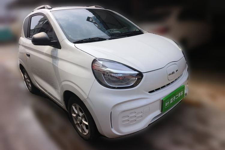 Used Roewe Clever 2022 311km QiQi BoBo Edition Front Right 45 Deg