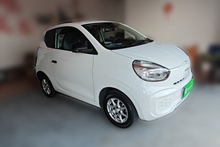 Used Roewe Clever 2022 311km QiQi BoBo Edition Front Right 45 Deg