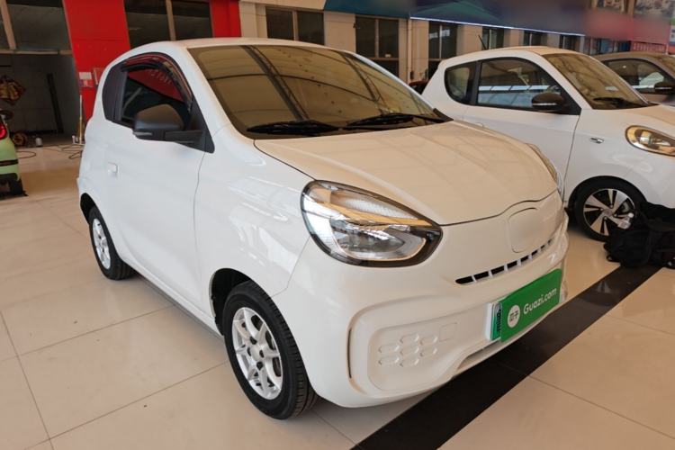 Used Roewe Clever 2022 311km QiQi BoBo Edition Front Right 45 Deg