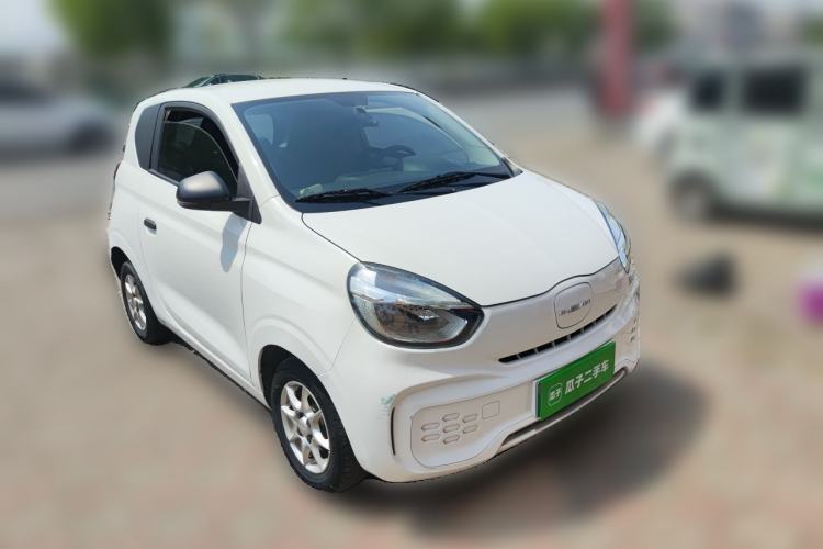 Used Roewe Clever 2022 311km QiQi BoBo Edition Front Right 45 Deg