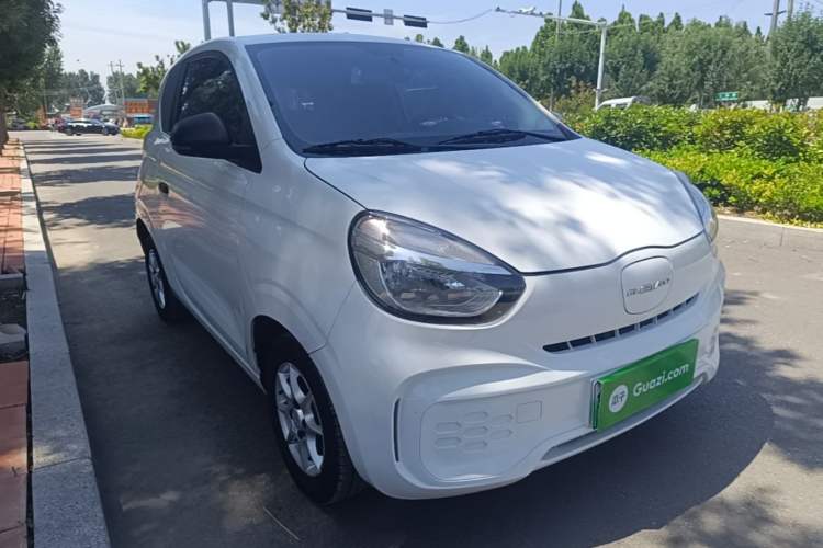Used Roewe Clever 2022 311km QiQi BoBo Edition Front Right 45 Deg