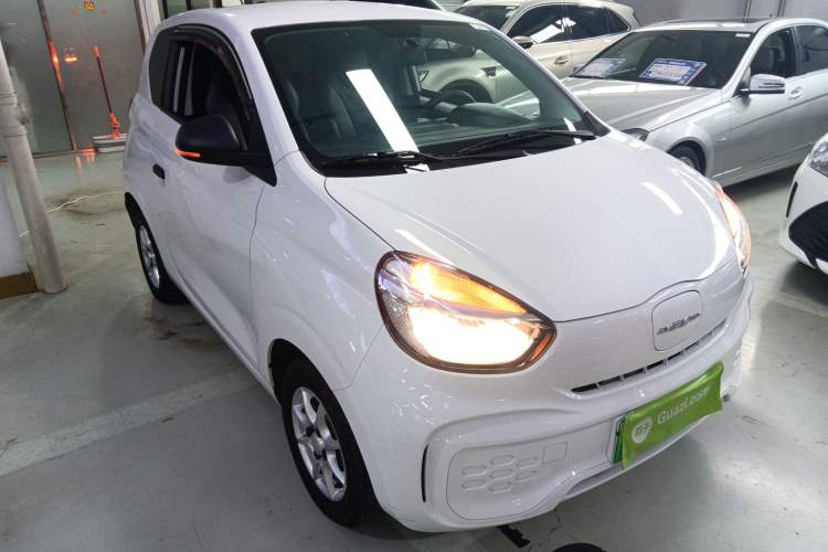Used Roewe Clever 2022 311km QiQi BoBo Edition Front Right 45 Deg