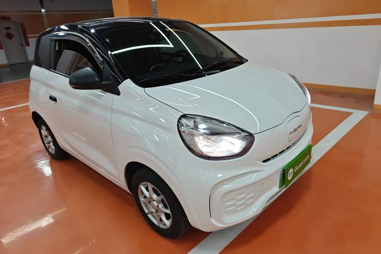 Used Roewe Clever 2022 311km QiQi BoBo Edition Front Right 45 Deg