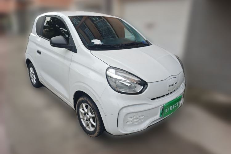 Used Roewe Clever 2022 311km QiQi BoBo Edition Front Right 45 Deg