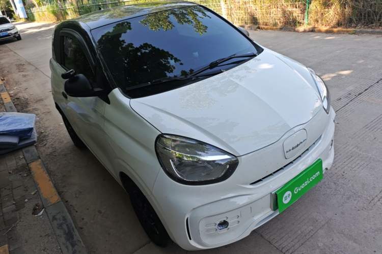 Used Roewe Clever 2022 311km QiQi BoBo Edition Front Right 45 Deg