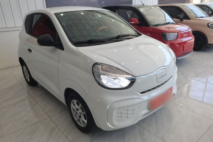 Used Roewe Clever 2022 311km QiQi BoBo Edition Front Right 45 Deg