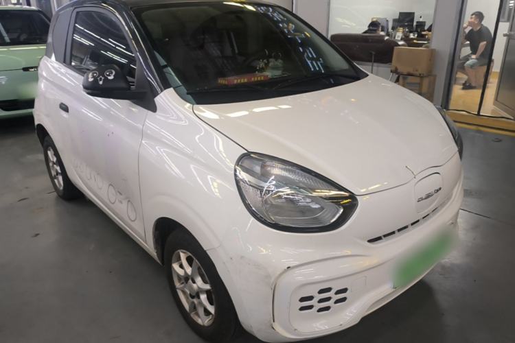 Used Roewe Clever 2022 311km QiQi BoBo Edition Front Right 45 Deg