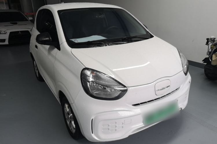 Used Roewe Clever 2022 311km QiQi BoBo Edition Front Right 45 Deg