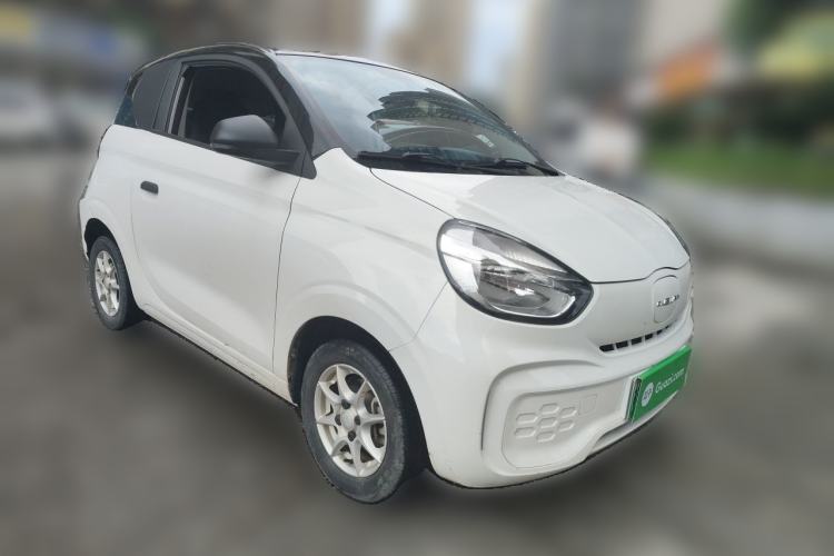 Used Roewe Clever 2022 311km QiQi BoBo Edition Front Right 45 Deg
