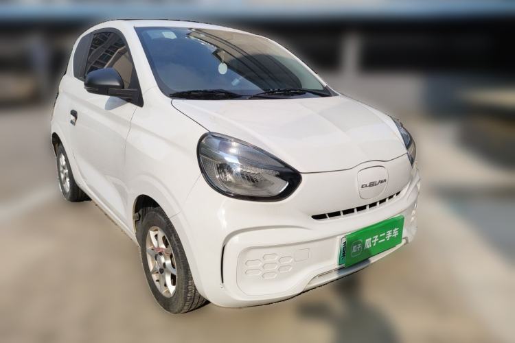 Used Roewe Clever 2022 311km QiQi BoBo Edition Front Right 45 Deg