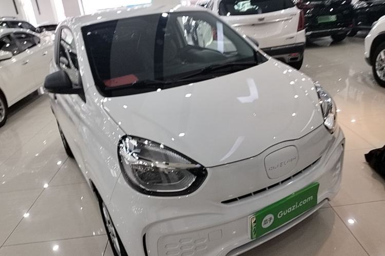 Used Roewe Clever 2022 311km QiQi BoBo Edition Front Right 45 Deg
