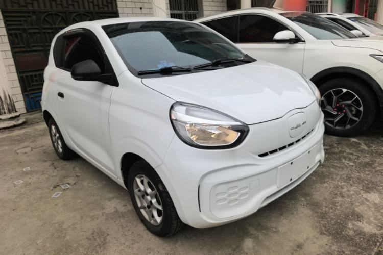 Used Roewe Clever 2022 311km QiQi BoBo Edition Front Right 45 Deg