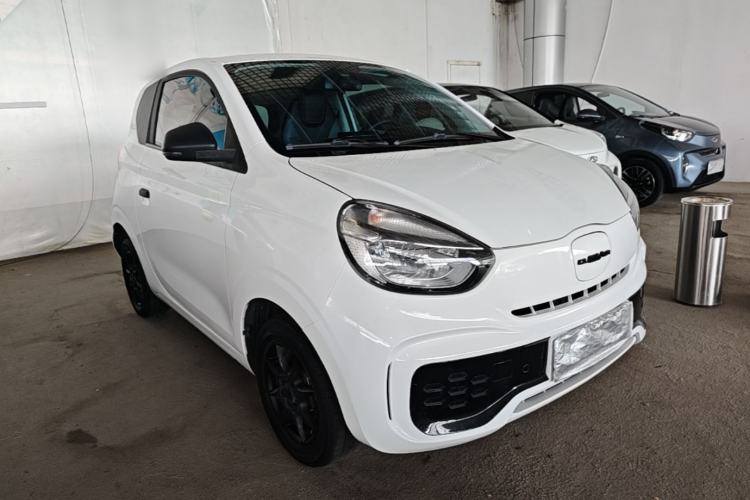 Used Roewe Clever 2022 311km QiQi BoBo Edition Front Right 45 Deg
