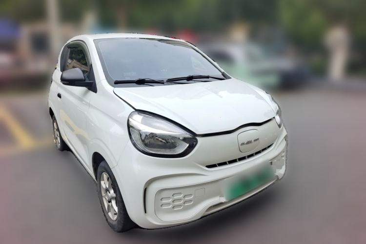 Used Roewe Clever 2022 311km QiQi BoBo Edition Front Right 45 Deg