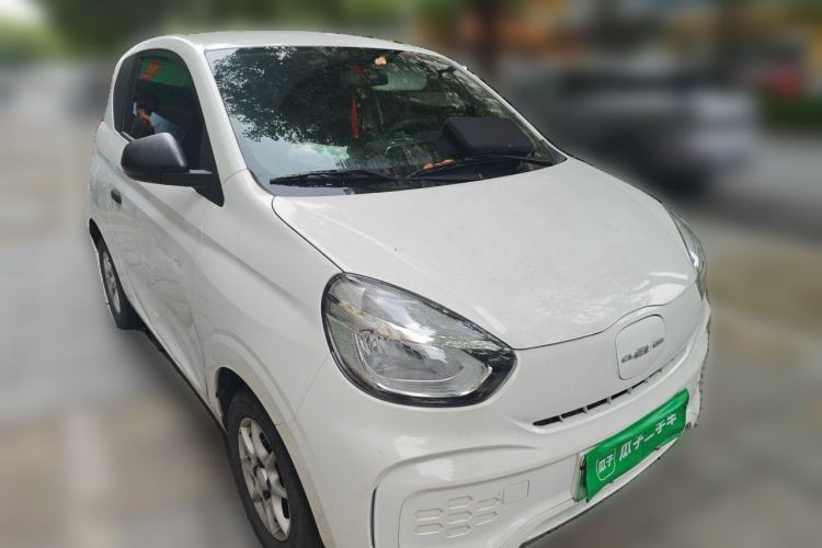 Used Roewe Clever 2022 311km QiQi BoBo Edition Front Right 45 Deg