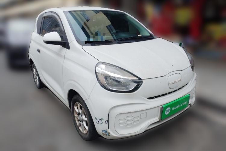 Used Roewe Clever 2022 311km QiQi BoBo Edition Front Right 45 Deg
