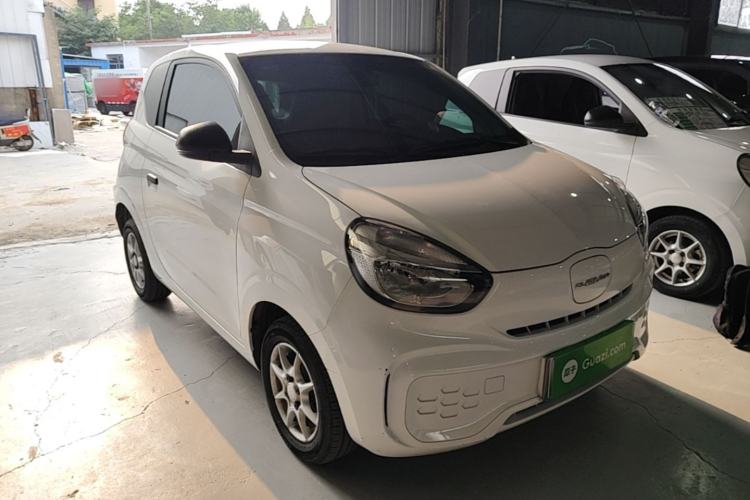 Used Roewe Clever 2022 311km QiQi BoBo Edition Front Right 45 Deg