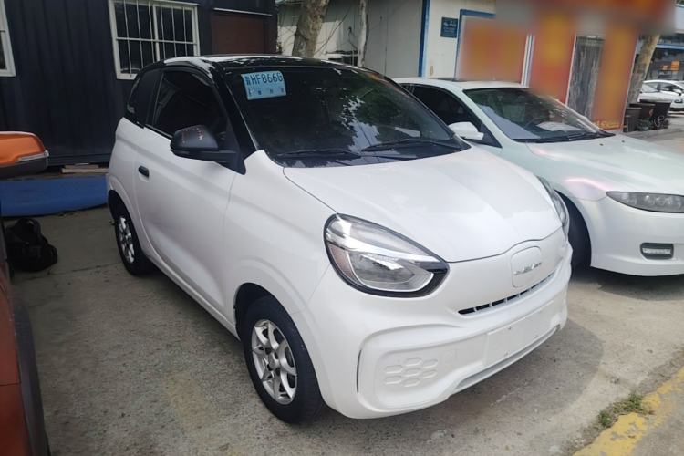 Used Roewe Clever 2022 311km QiQi BoBo Edition Front Right 45 Deg