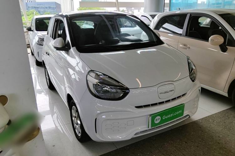 Used Roewe Clever 2022 311km QiQi BoBo Edition Front Right 45 Deg
