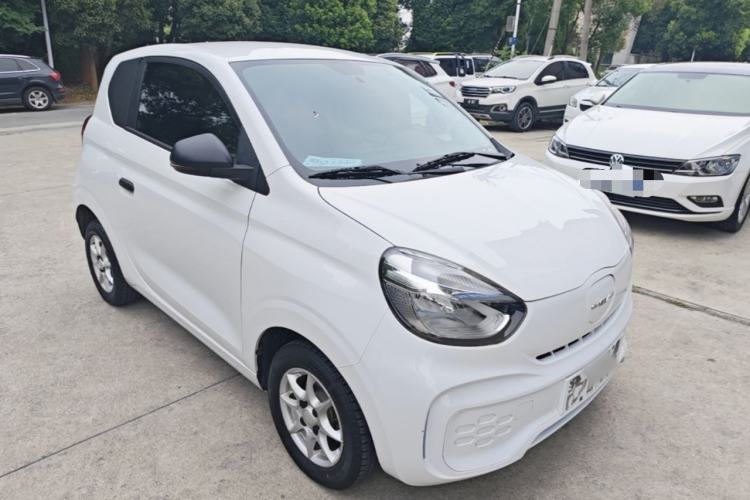 Used Roewe Clever 2022 311km QiQi BoBo Edition Front Right 45 Deg
