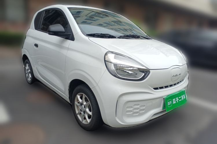 Used Roewe Clever 2022 311km QiQi BoBo Edition Front Right 45 Deg