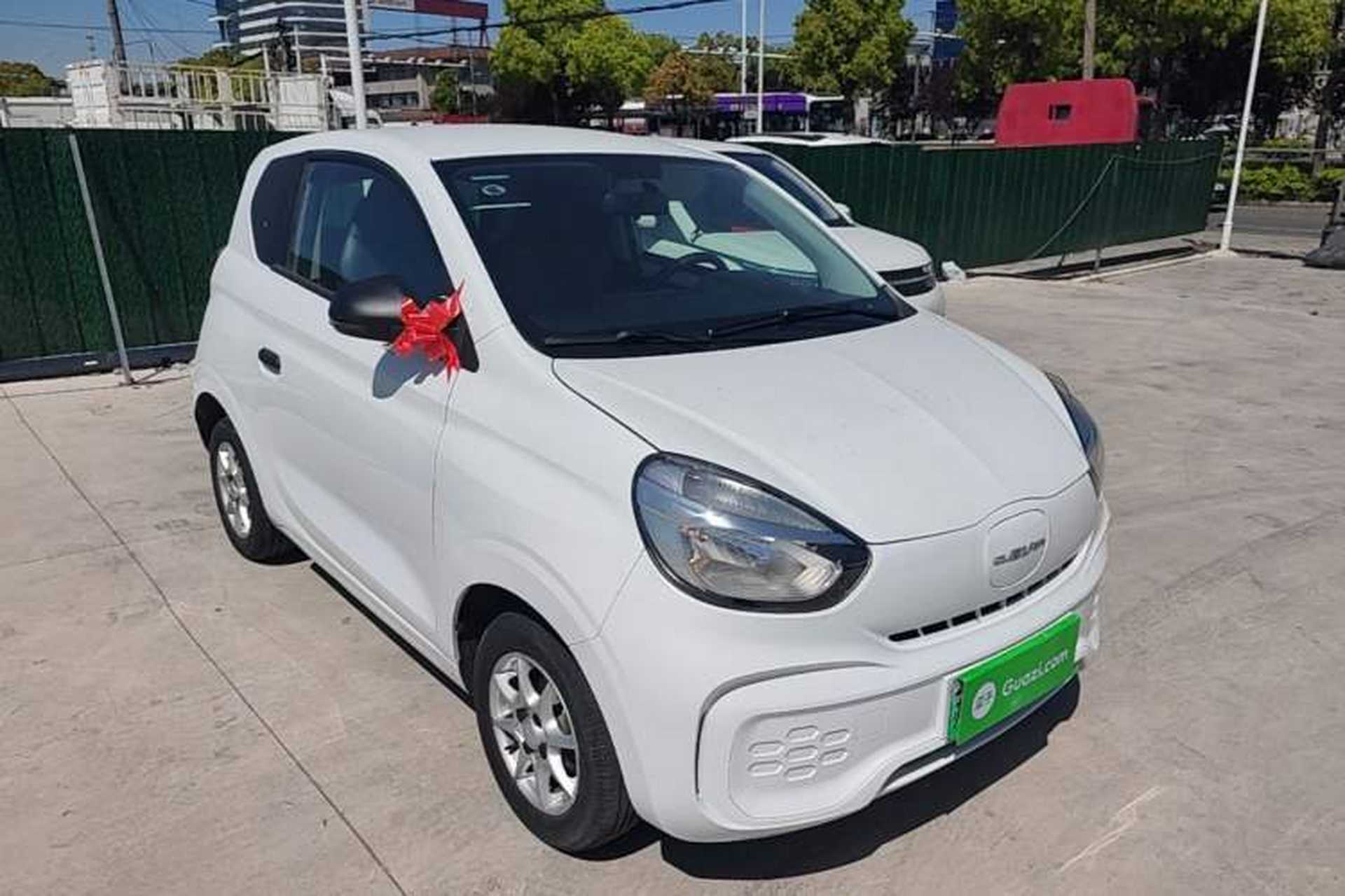 Used Roewe Clever 2022 311km QiQi BoBo Edition Front Right 45 Deg