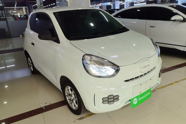 Used Roewe Clever 2022 311km QiQi BoBo Edition Front Right 45 Deg