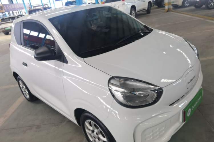 Used Roewe Clever 2022 311km QiQi BoBo Edition Front Right 45 Deg