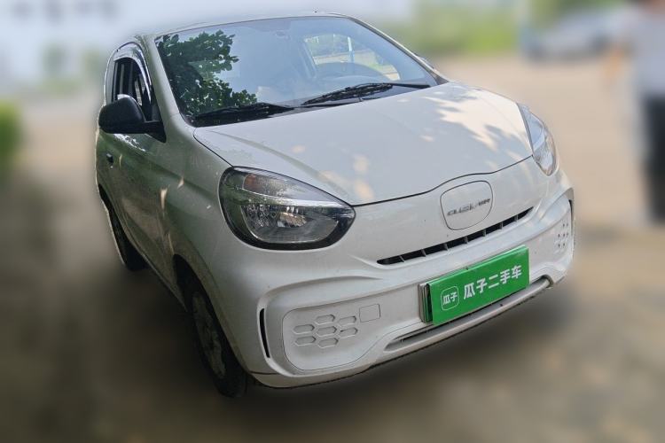 Used Roewe Clever 2022 311km QiQi BoBo Edition Front Right 45 Deg