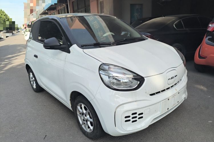 Used Roewe Clever 2022 311km QiQi BoBo Edition Front Right 45 Deg