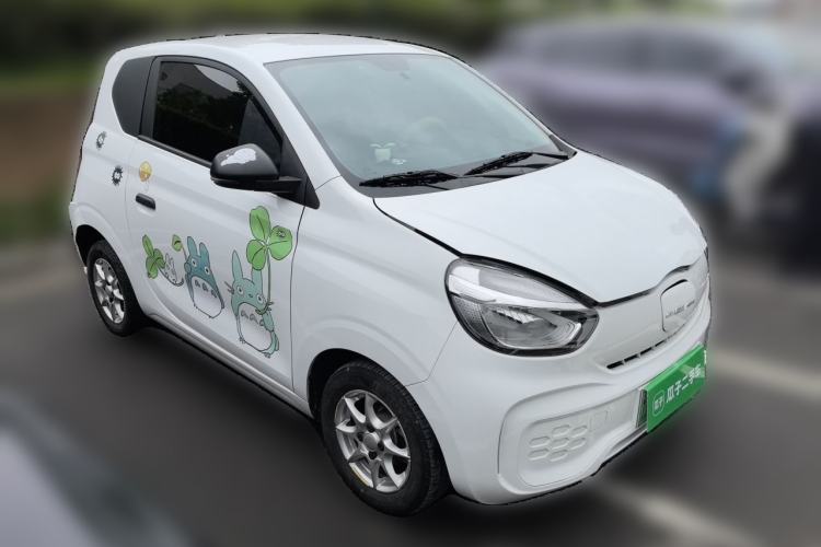 Used Roewe Clever 2022 311km QiQi BoBo Edition Front Right 45 Deg