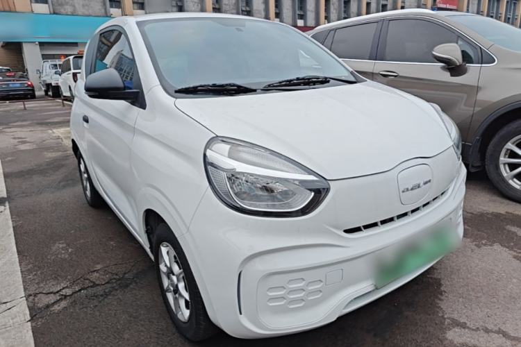 Used Roewe Clever 2022 311km QiQi BoBo Edition Front Right 45 Deg