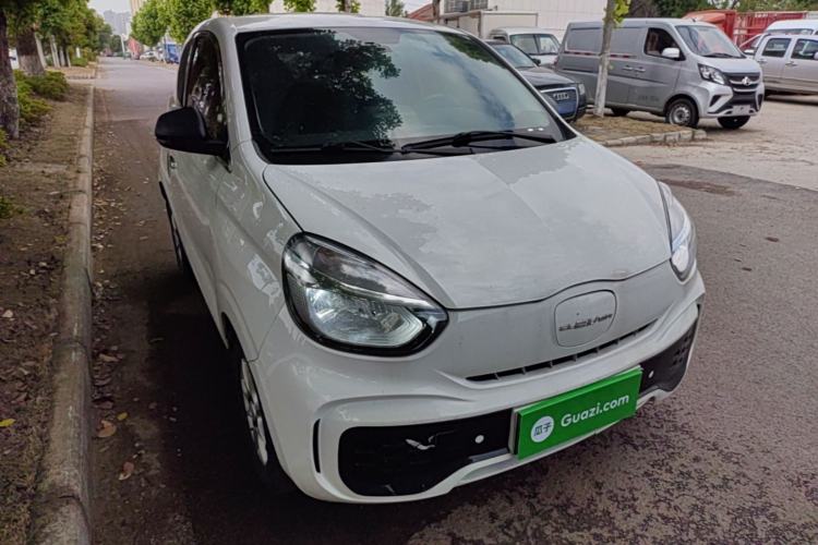 Used Roewe Clever 2022 311km QiQi BoBo Edition Front Right 45 Deg