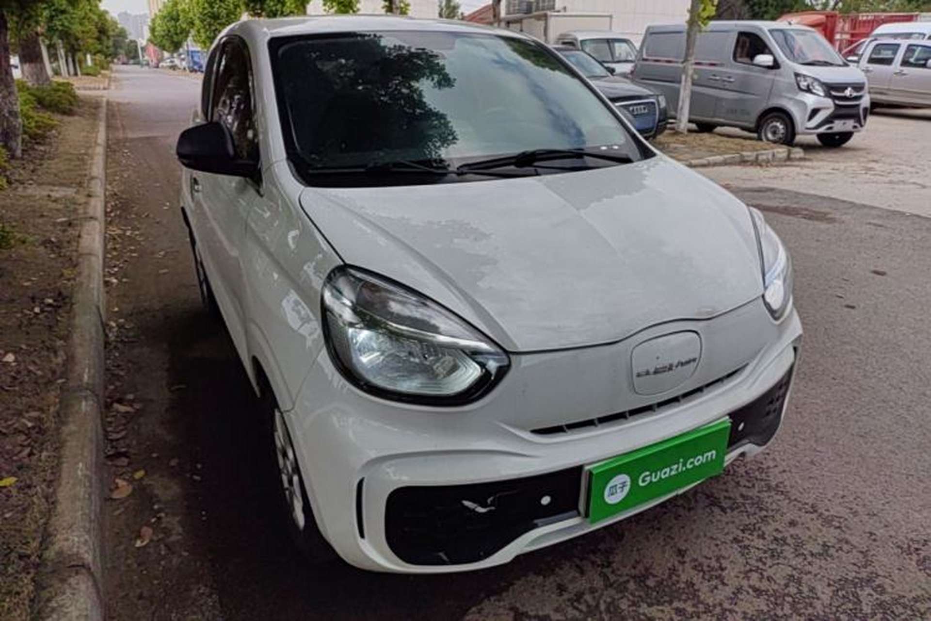 Used Roewe Clever 2022 311km QiQi BoBo Edition Front Right 45 Deg