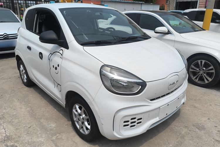 Used Roewe Clever 2022 311km QiQi BoBo Edition Front Right 45 Deg