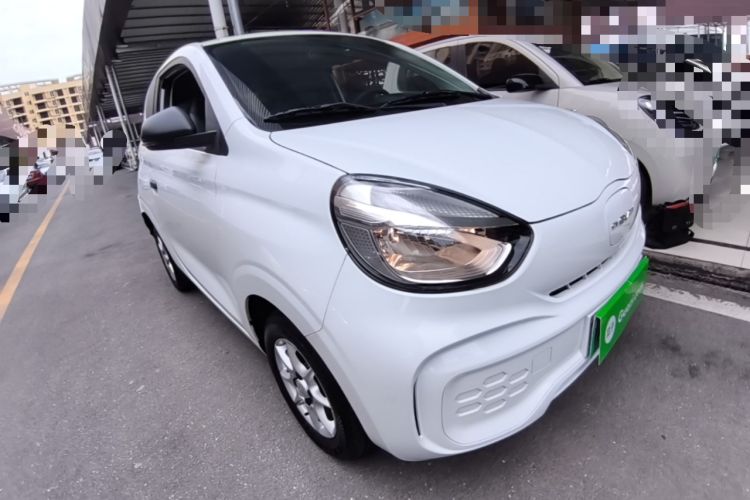 Used Roewe Clever 2022 311km QiQi BoBo Edition Front Right 45 Deg