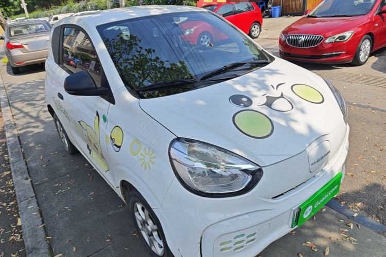 Used Roewe Clever 2022 311km QiQi BoBo Edition Front Right 45 Deg
